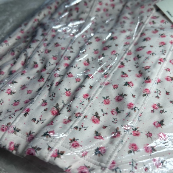 NWT Blogilates Pink Tiny Bows Corset Tank Top - Small - Discontinued Style HTF - Picture 8 of 8